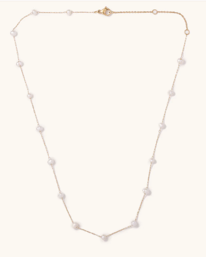 Camille Pearl Choker