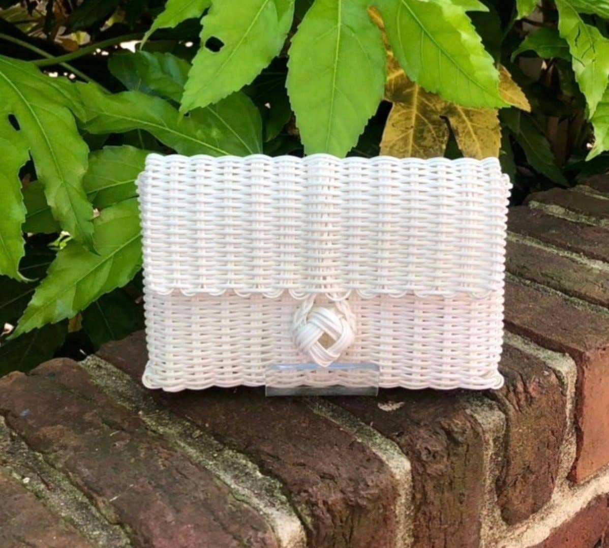 Clutch, Solid in White