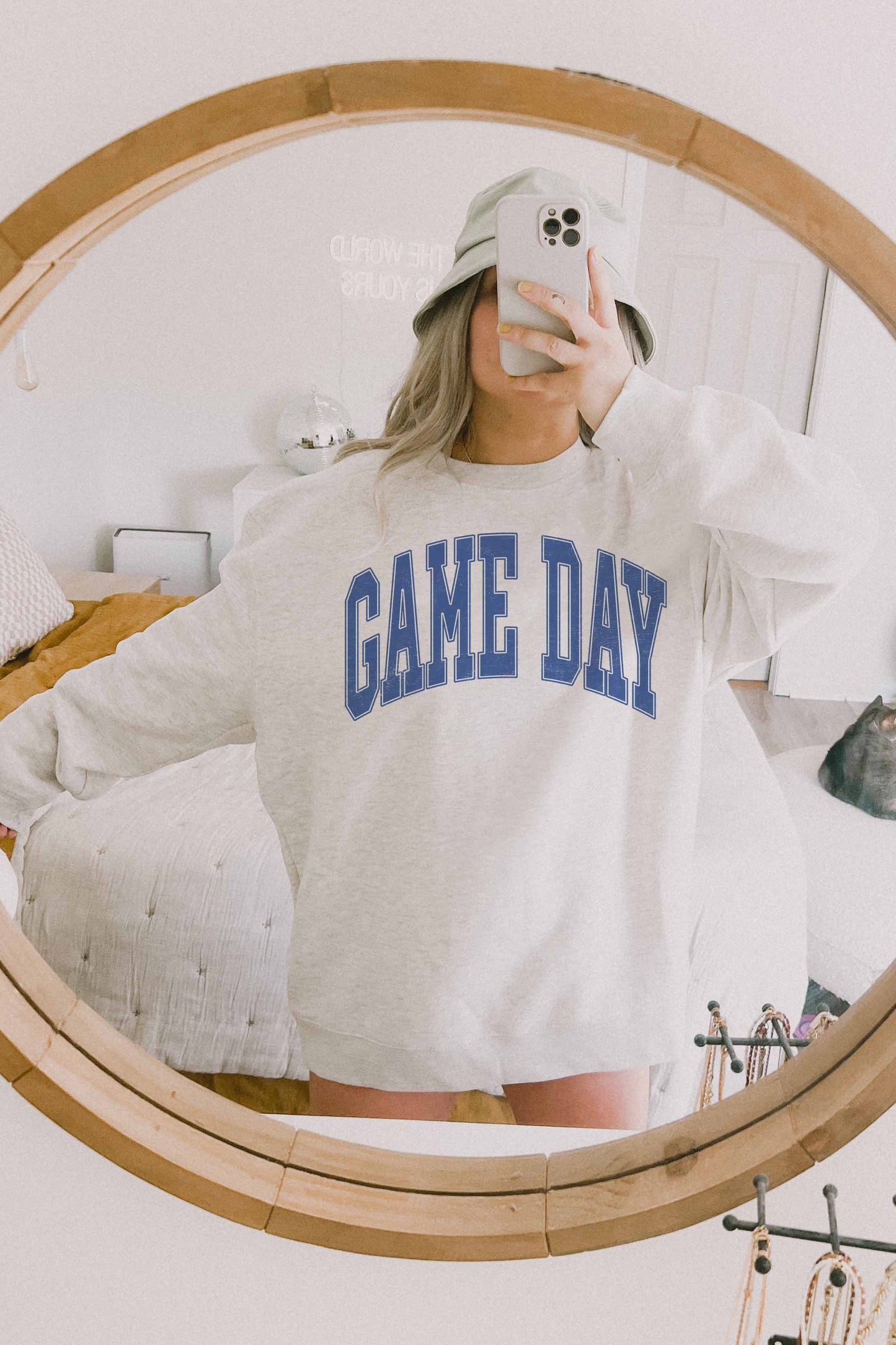 GAME DAY OVERSIZED SWEATSHIRTS