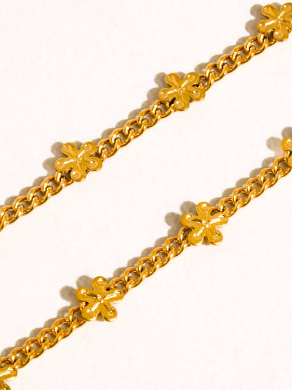 Haisley 18K Gold Non-Tarnish Dainty Flower Chain Necklace