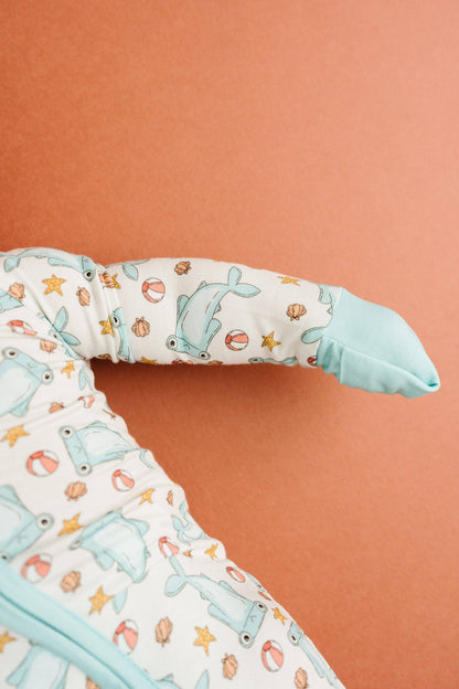 Hammerhead Hangout Bamboo Sleeper