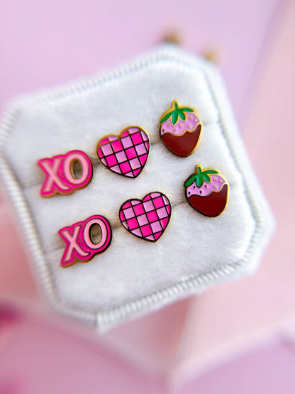 Pink Checkered Hearts Stud Earrings