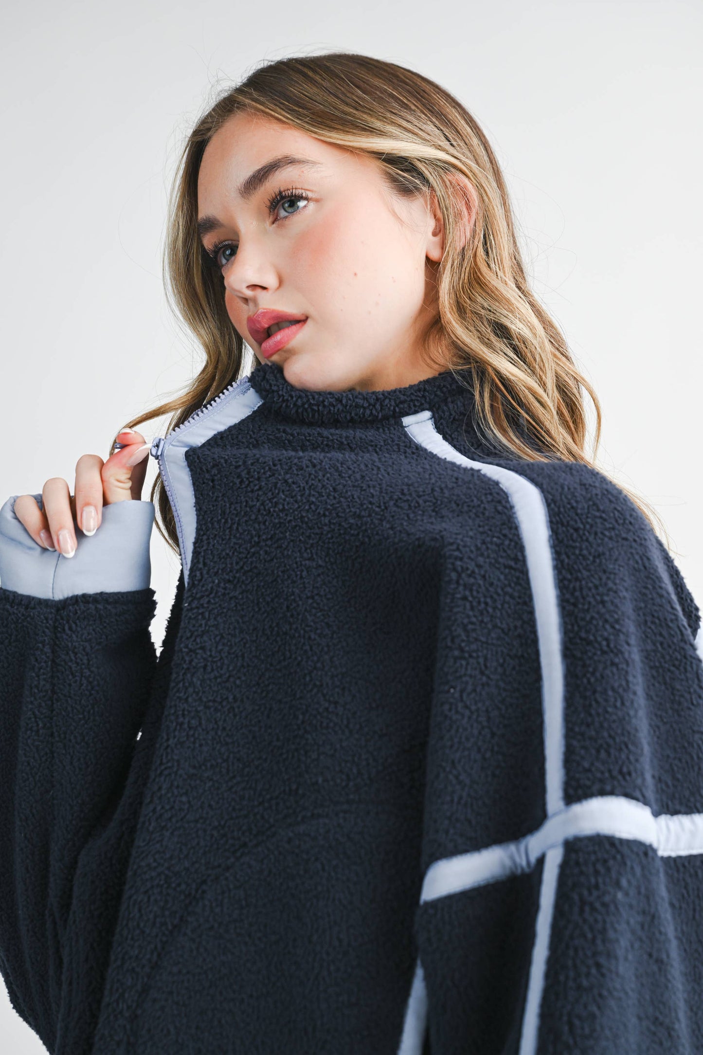 Contrast Trim Fleece Half-Zip