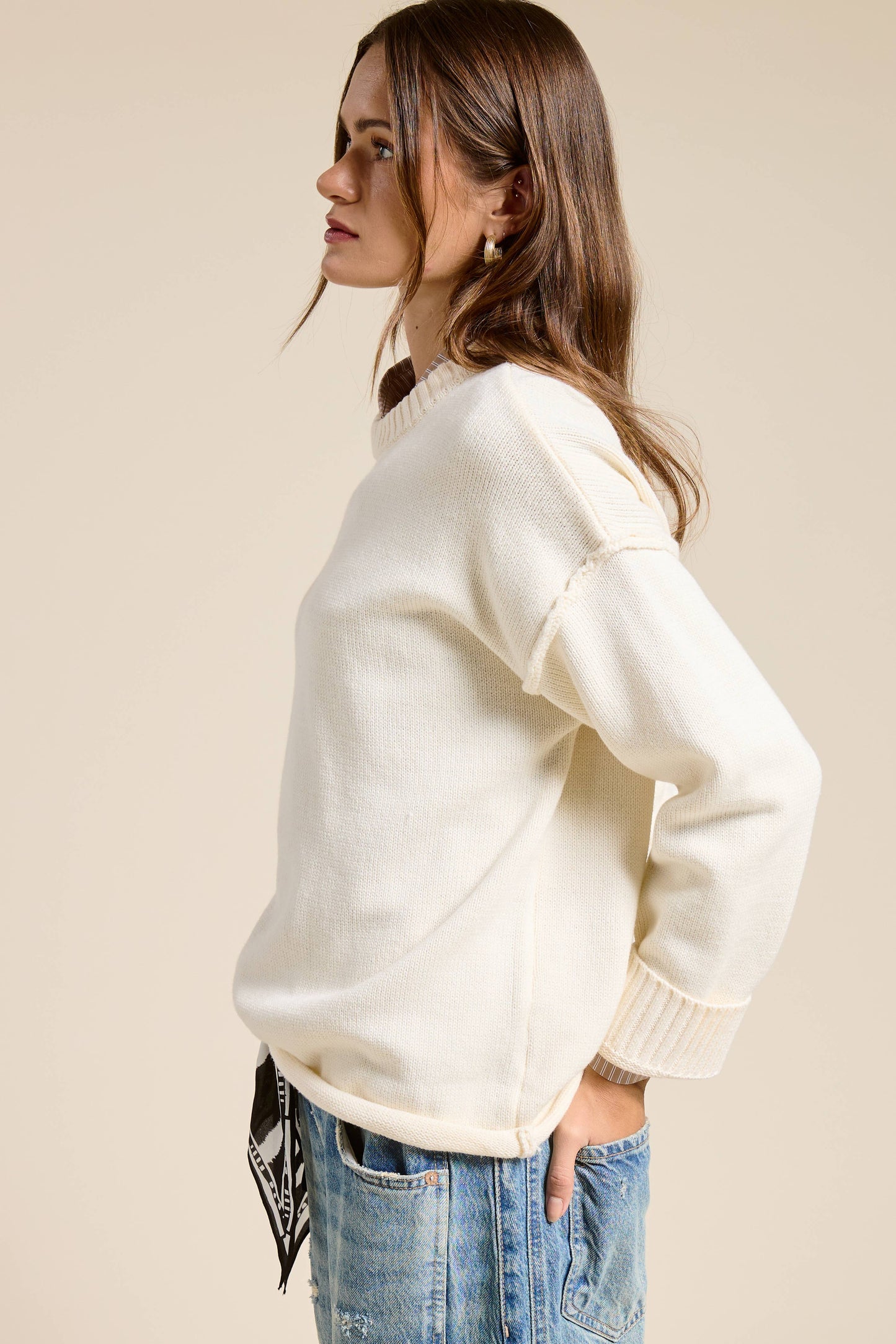Outseam Detail Crewneck Knit Sweater