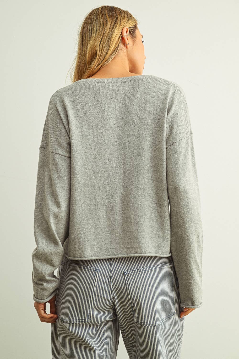 ESSENTIAL LONG SLEEVE ROLLING HEM TOP