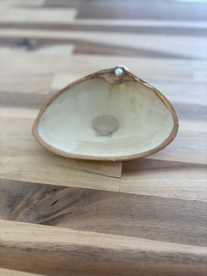 Scallop Shell Motif Jewelry Dish