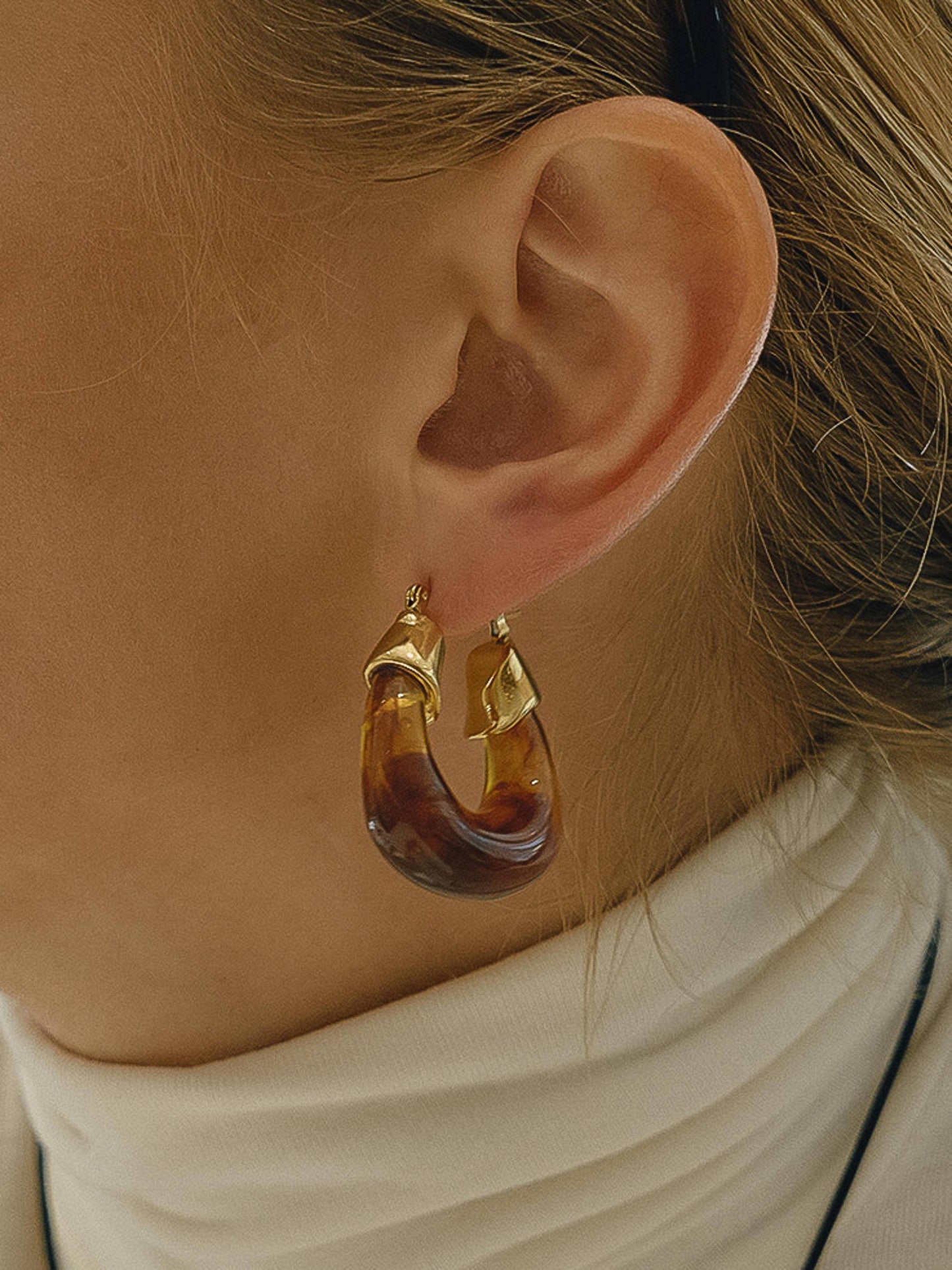 Arlowe 18K Gold Non-Tarnish Resin Hoop Earrings