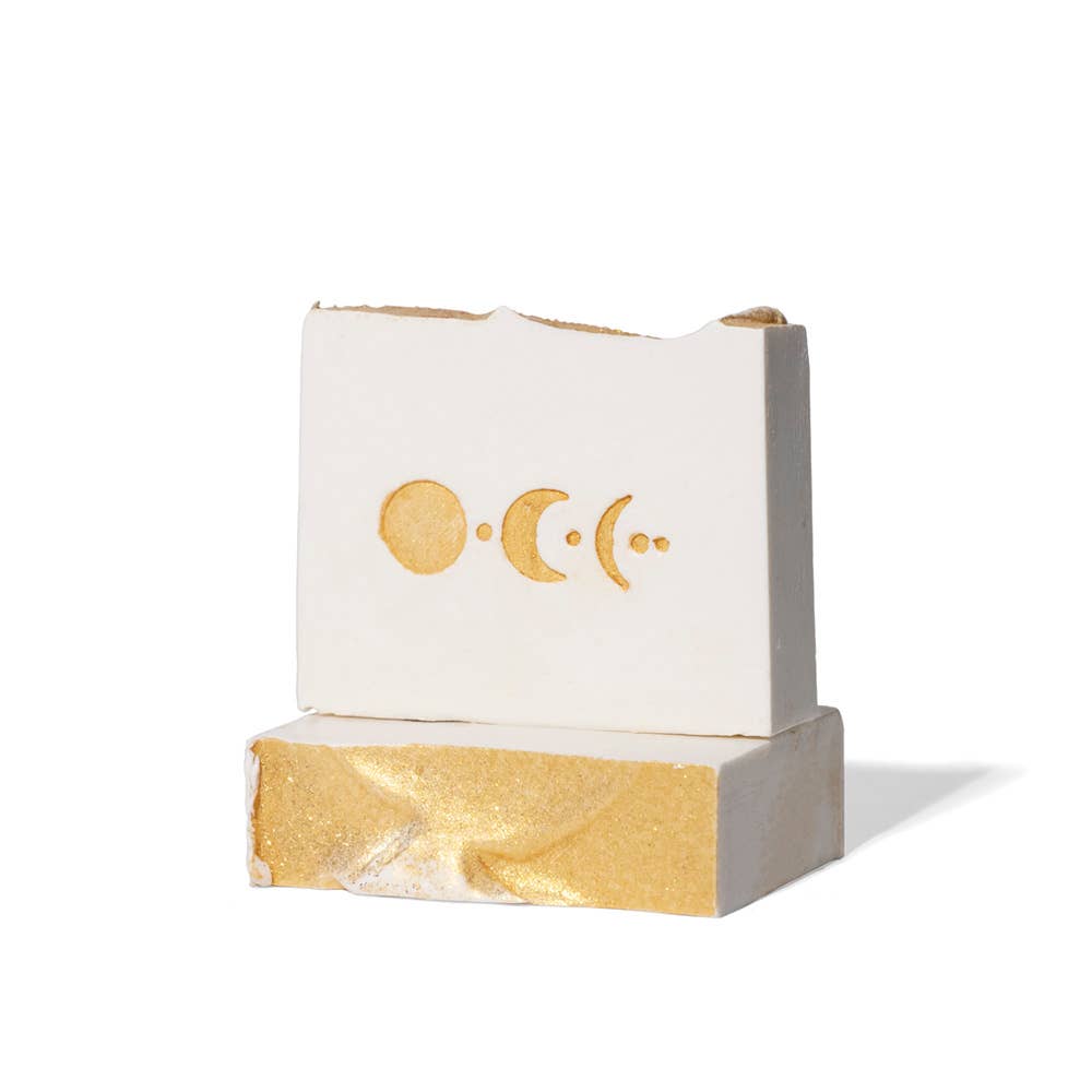 Lunar Soap Vegan-Friendly 
Gluten-Free Boxed Soap