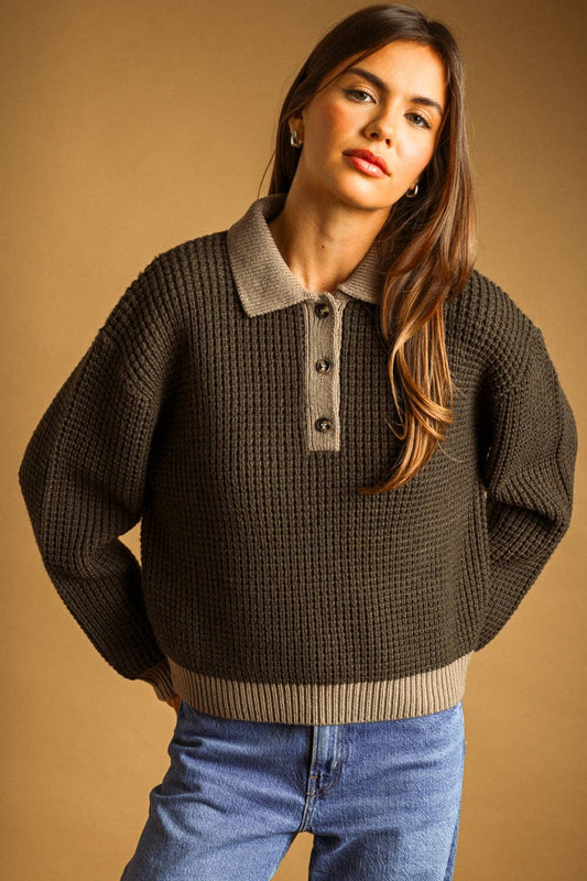 WAFFLED PATTERN COLLARED SWEATER TOP